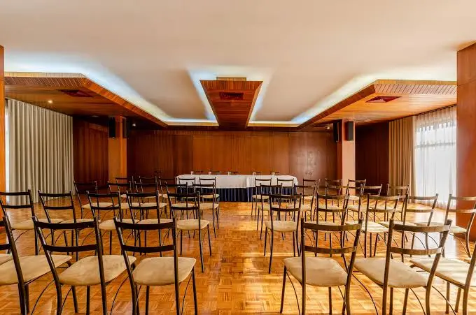 Sala António Joaquim — Turim Santa Maria da Feira Hotel · junto à A1